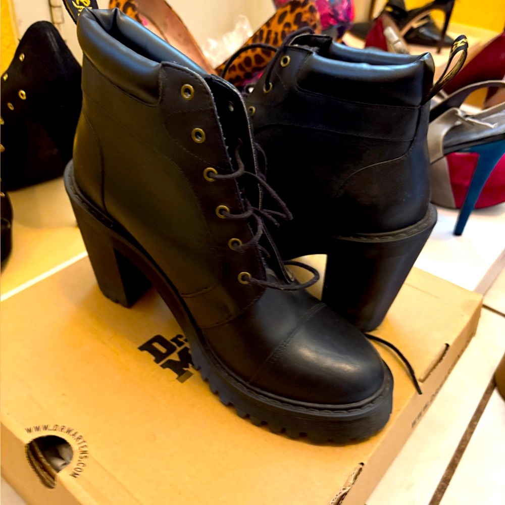 Dr. Martens Black Lace Up Boots Durable Leather